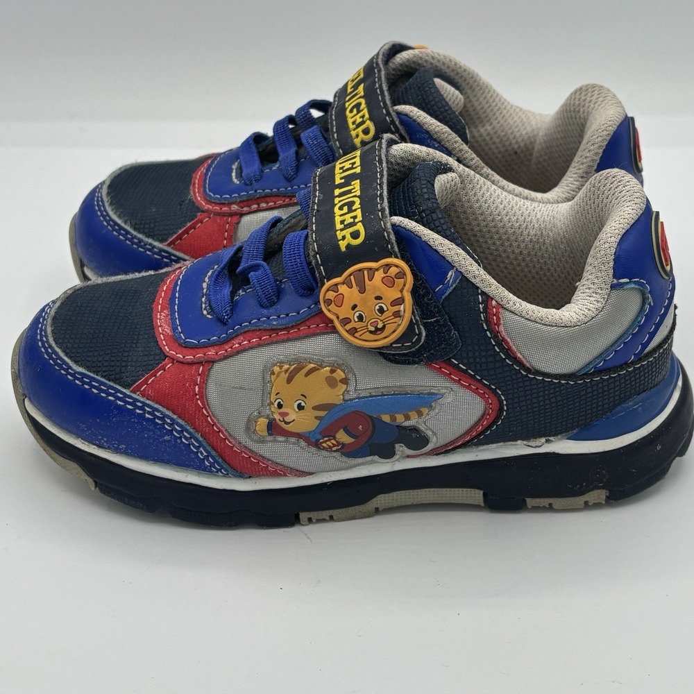 Daniel‎ Tiger Neighborhood Toddler Boys Sneakers Size 10 Blue Red Trolley Shoes